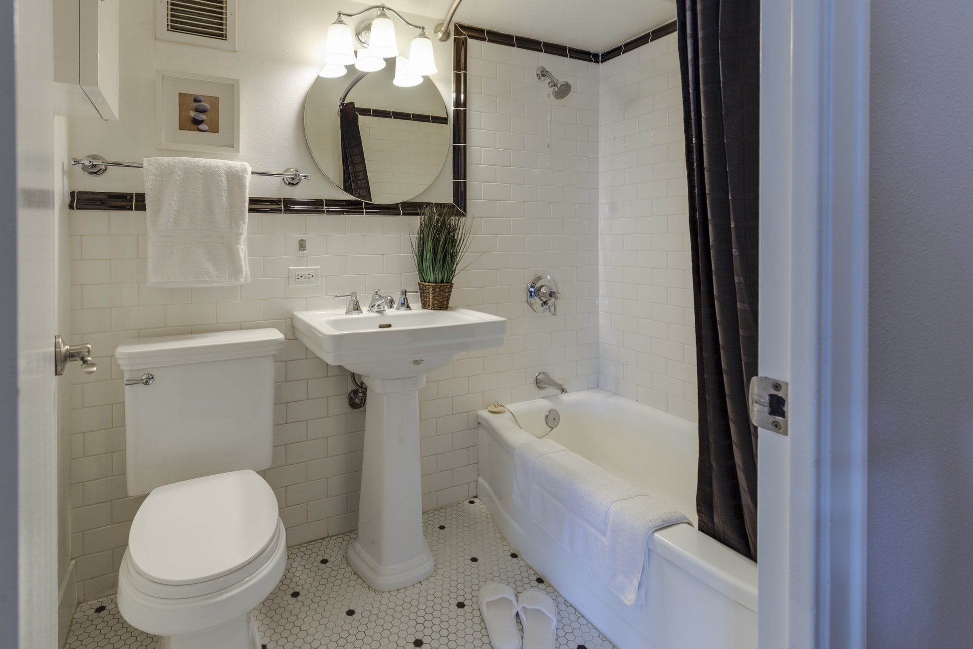 Comment repeindre le carrelage de votre salle de bain ou cuisine ?
